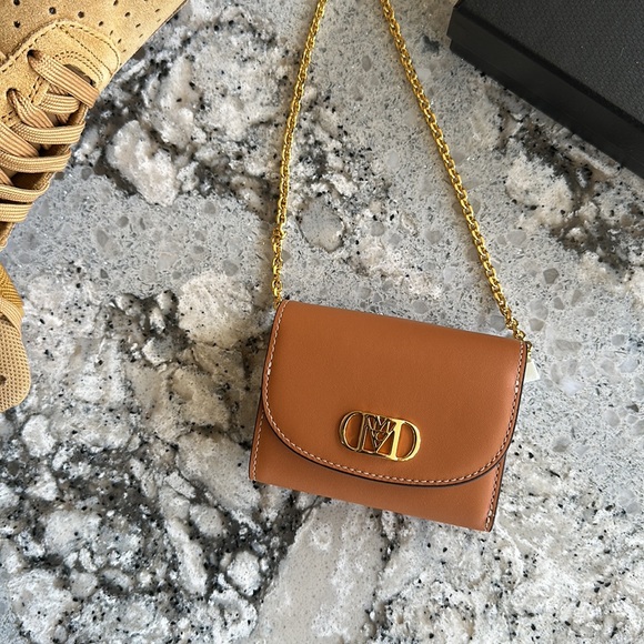 NWT authentic MCM mini micro wallet crossbody - GORGEOUS - Picture 4 of 11